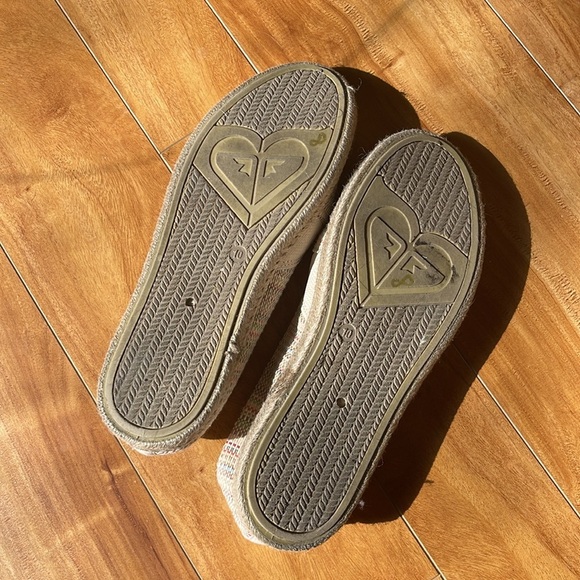 FLASH SALE $5 Size 10 Roxy espadrille, canvas flats, loafer shoes - Picture 2 of 4